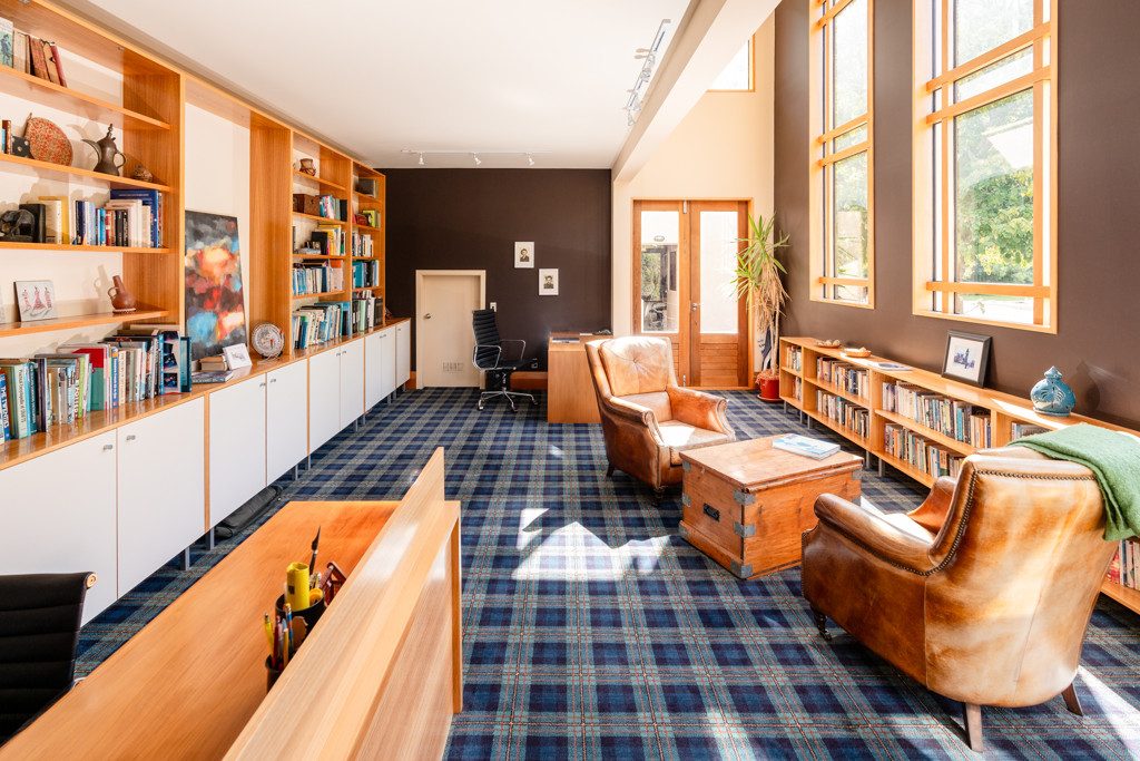 Sitting room with fireplace